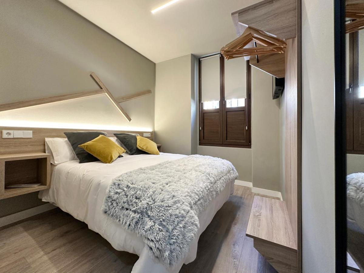 Hostal Maria Felisa Candás Zewnętrze zdjęcie